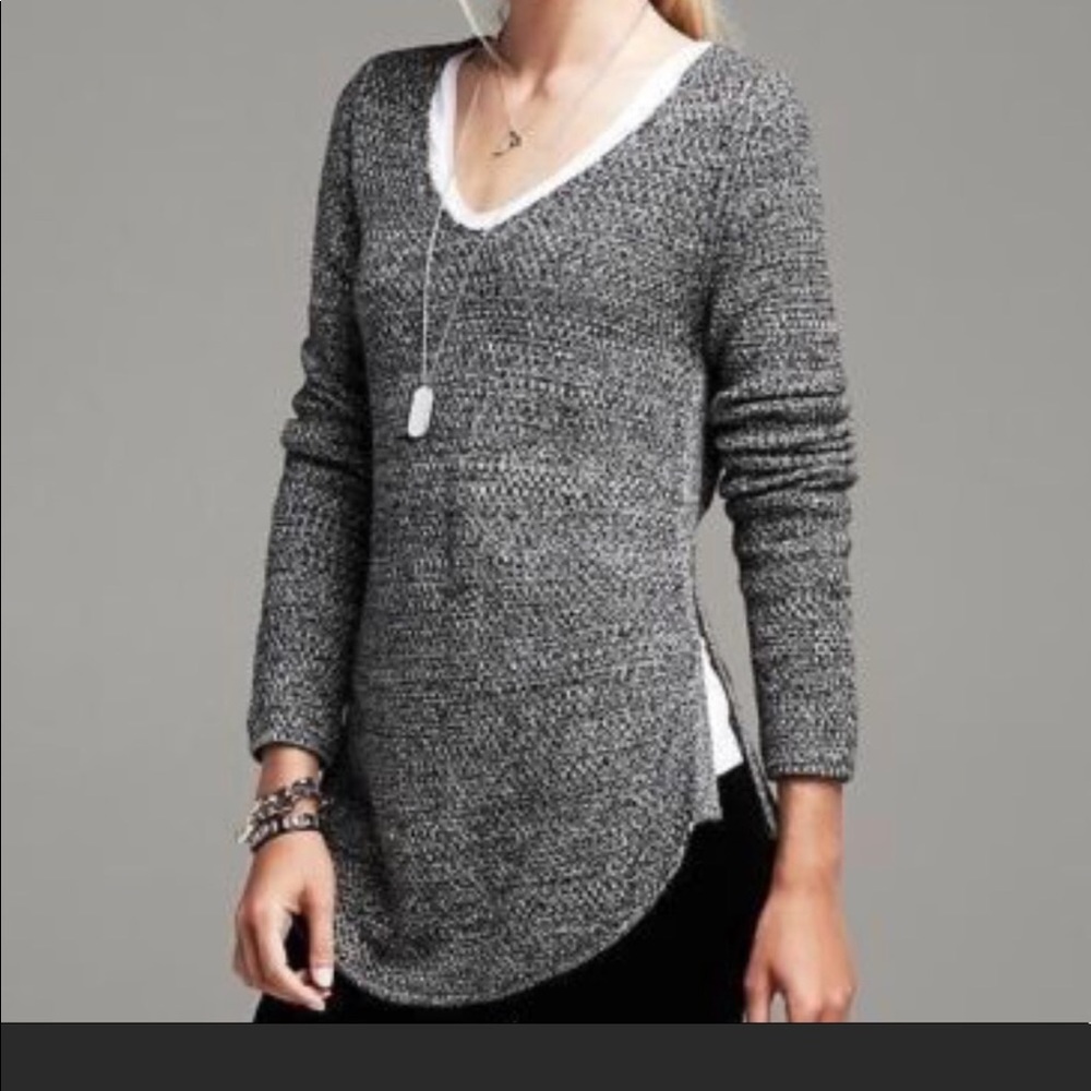 Banana Republic v-neck sweater